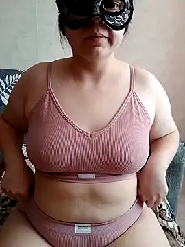 Snapshot of Miranda_Nancy chatting on 02/05/25, 08:21 Miranda Nancy online show from 02/05/25, 08:21