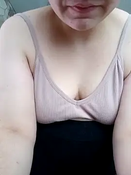 Snapshot of Miranda_Nancy chatting on 11/20/25, 09:20 Miranda Nancy online show from 11/20/25, 09:20