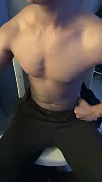 nick  yy online show from 11/12/25, 09:53