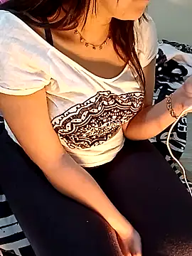 ShadiaStar online show from 01/22/25, 07:03