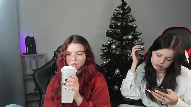 Sonya Glen online show from 12/24/24, 01:59