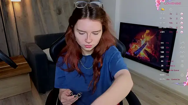 Sonya Glen online show from 01/28/25, 01:50