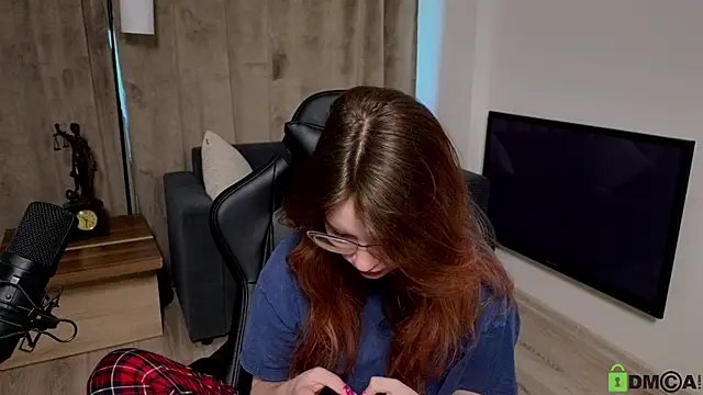 Sonya Glen online show from 02/23/25, 09:55