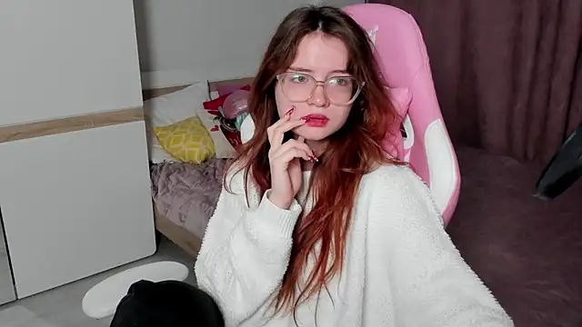 Sonya Glen online show from 03/06/25, 01:58