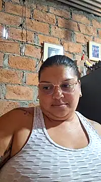Snapshot of chubby_sexy_big_tits chatting on 03/04/25, 10:05 chubby sexy big tits online show from 03/04/25, 10:05