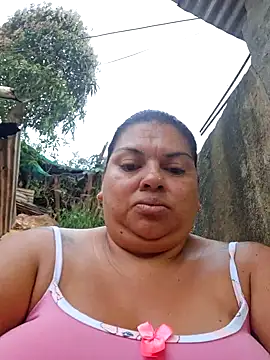 Snapshot of chubby_sexy_big_tits chatting on 03/08/25, 11:16 chubby sexy big tits online show from 03/08/25, 11:16