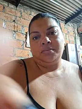 Snapshot of chubby_sexy_big_tits chatting on 03/18/25, 11:19 chubby sexy big tits online show from 03/18/25, 11:19