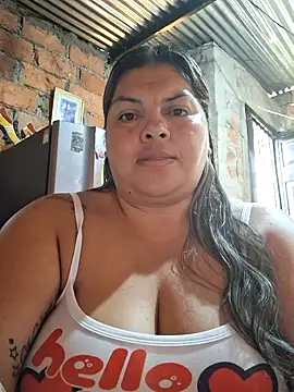 Snapshot of chubby_sexy_big_tits chatting on 10/11/25, 12:15 chubby sexy big tits online show from 10/11/25, 12:15