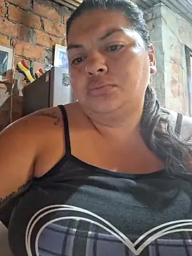 Snapshot of chubby_sexy_big_tits chatting on 10/15/25, 11:54 chubby sexy big tits online show from 10/15/25, 11:54