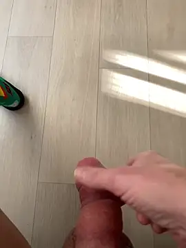 Snapshot of knudelboy2 chatting on 12/28/24, 11:19 knudelboy2 online show from 12/28/24, 11:19