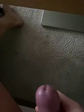 Snapshot of knudelboy2 chatting on 02/14/26, 01:52 knudelboy2 online show from 02/14/26, 01:52