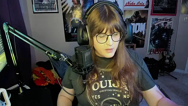 HannahCastle96 online show from 12/22/25, 11:57