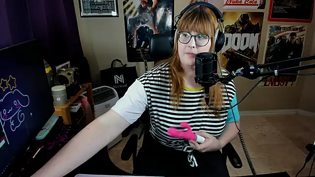 HannahCastle96 online show from 08/06/26, 12:23