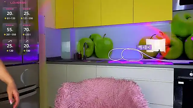 MissFreyaX online show from 01/29/25, 09:50