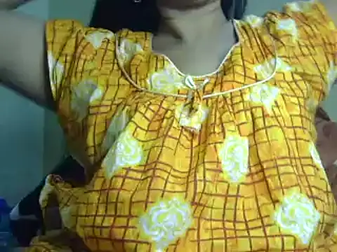 Snapshot of Suhana-sapna chatting on 01/28/25, 01:49 Suhana-sapna online show from 01/28/25, 01:49