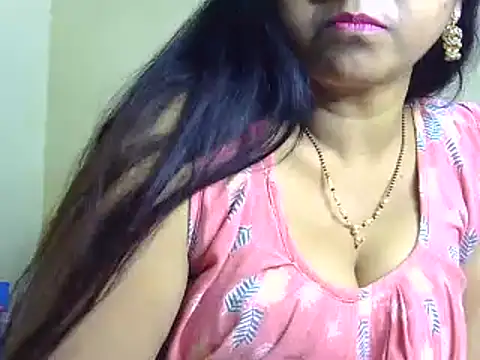 Snapshot of Suhana-sapna chatting on 02/03/25, 05:24 Suhana-sapna online show from 02/03/25, 05:24