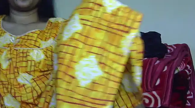 Snapshot of Suhana-sapna chatting on 02/17/25, 11:13 Suhana-sapna online show from 02/17/25, 11:13