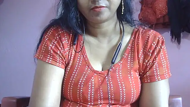 Snapshot of Suhana-sapna chatting on 07/07/26, 05:54 Suhana-sapna online show from 07/07/26, 05:54