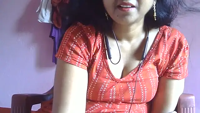 Snapshot of Suhana-sapna chatting on 07/12/26, 05:09 Suhana-sapna online show from 07/12/26, 05:09
