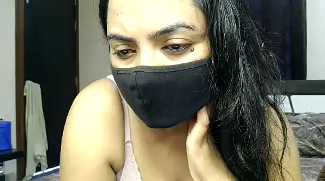 Hritvika online show from 03/20/25, 02:29