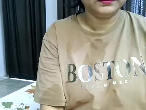 Snapshot of Hritvika chatting on 02/16/26, 04:30 Hritvika online show from 02/16/26, 04:30