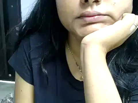 Snapshot of Hritvika chatting on 02/28/26, 04:13 Hritvika online show from 02/28/26, 04:13