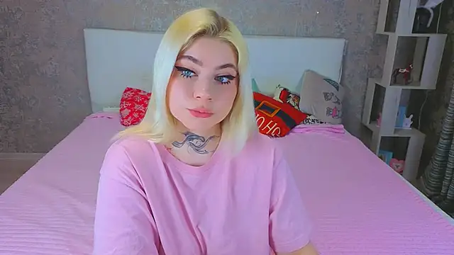 Snapshot of NikaRocks chatting on 02/11/26, 05:51 NikaRocks online show from 02/11/26, 05:51