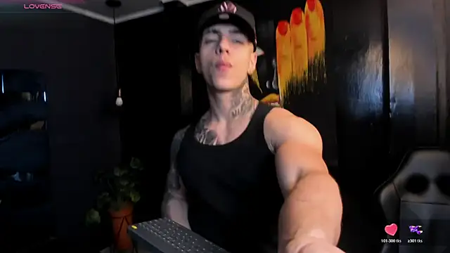 Flynn Riider online show from 10/20/25, 05:24