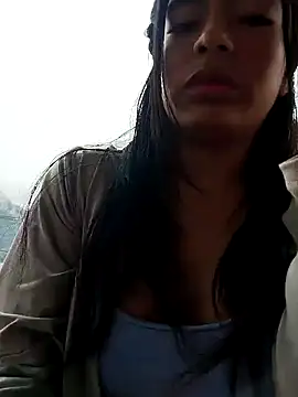 Danna-linyi online show from 02/08/25, 03:53