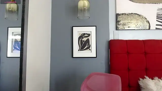  Natassia Dreams online show from 01/25/25, 08:53