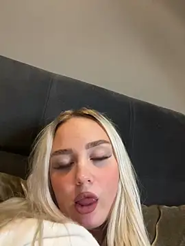 CherryEmmy online show from 12/21/24, 07:49