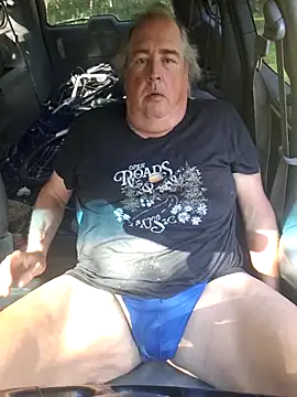 Bus310A online show from 09/26/25, 03:38