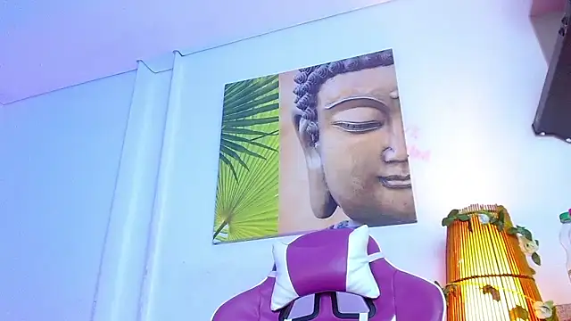 Snapshot of georgina_lulu chatting on 02/09/25, 01:33 georgina lulu online show from 02/09/25, 01:33