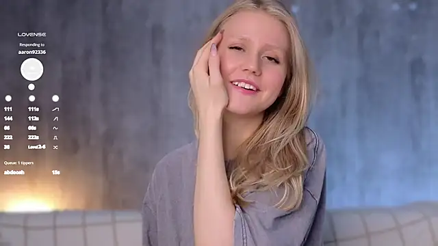 WiloneEsse online show from 03/14/25, 04:21