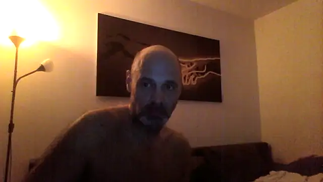 Snapshot of Avamereandmikel chatting on 02/15/25, 04:03 Avamereandmikel online show from 02/15/25, 04:03