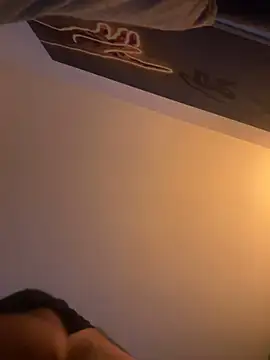 Snapshot of Avamereandmikel chatting on 02/20/25, 12:19 Avamereandmikel online show from 02/20/25, 12:19