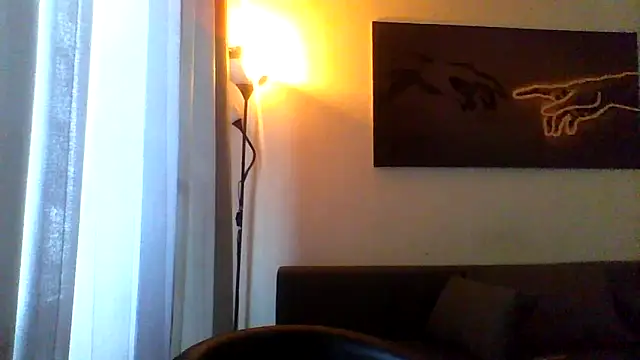 Snapshot of Avamereandmikel chatting on 09/08/25, 05:01 Avamereandmikel online show from 09/08/25, 05:01