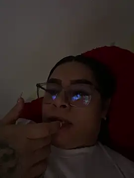 Snapshot of Dulce_smith_1 chatting on 04/27/26, 12:19 Dulce smith 1 online show from 04/27/26, 12:19
