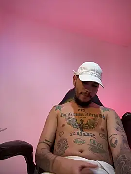 Junihn0 online show from 11/11/25, 09:15