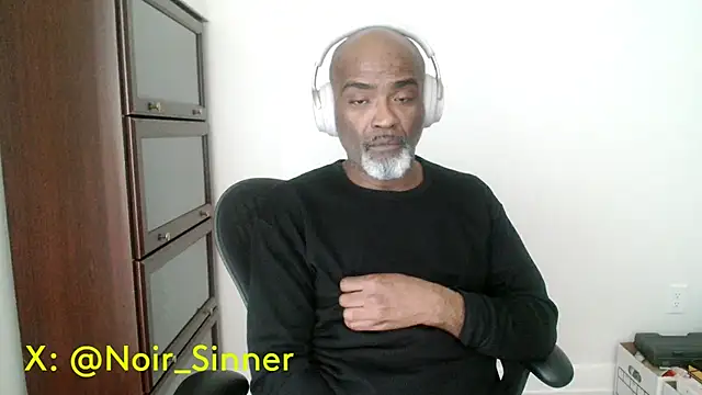 sinnernoir online show from 04/11/26, 11:36