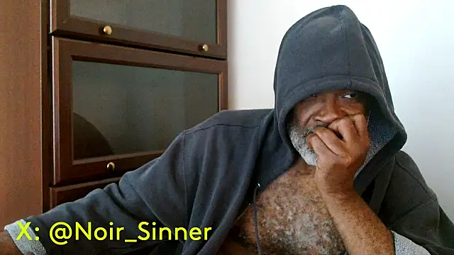 Snapshot of sinnernoir chatting on 05/11/26, 12:55 sinnernoir online show from 05/11/26, 12:55