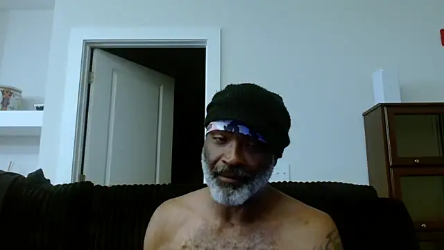 Snapshot of sinnernoir chatting on 05/23/26, 03:01 sinnernoir online show from 05/23/26, 03:01