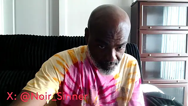 Snapshot of sinnernoir chatting on 06/27/26, 03:17 sinnernoir online show from 06/27/26, 03:17