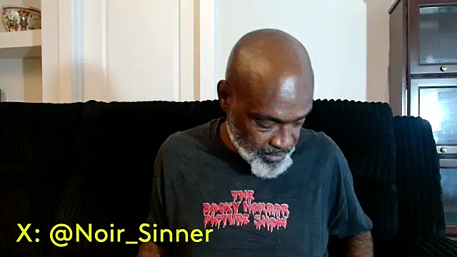 Snapshot of sinnernoir chatting on 07/12/26, 12:29 sinnernoir online show from 07/12/26, 12:29