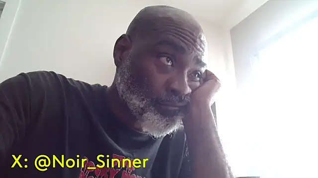Snapshot of sinnernoir chatting on 07/13/26, 05:16 sinnernoir online show from 07/13/26, 05:16