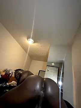 Shawtyblaque21 online show from 10/05/25, 06:34