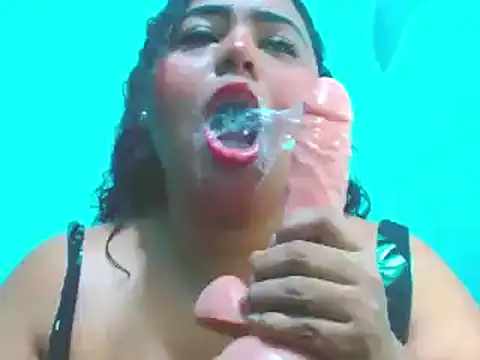 emyli 23 online show from 12/29/24, 07:32