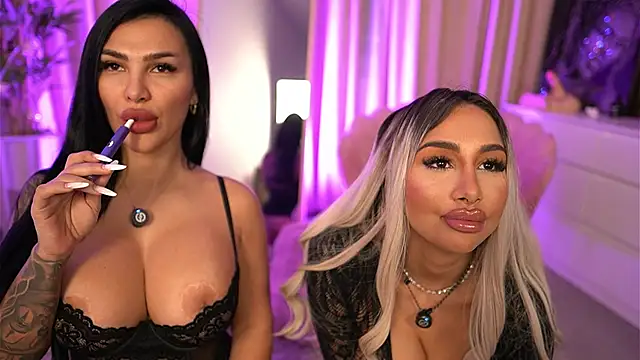 Snapshot of GoldenAmber chatting on 02/27/26, 06:13 GoldenAmber online show from 02/27/26, 06:13