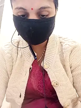 Cute-Aadhvita online show from 11/11/25, 03:50