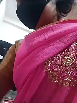 Cute-Aadhvita online show from 03/18/26, 02:37